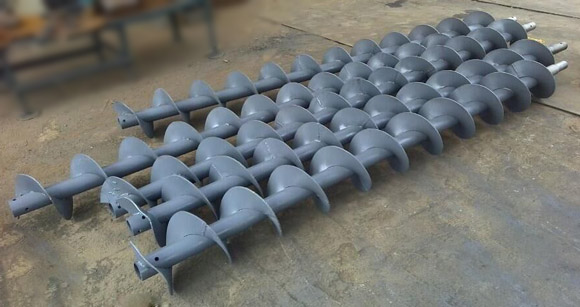 Tubular screw conveyor